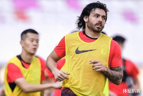 「中国足球」官方！国足未来有希望了，世界第8足球强国：我们要帮助中国足球！