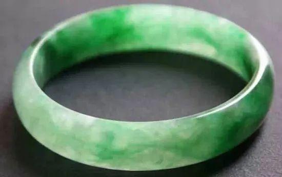 『翡翠』玩翡翠必备手册丨盘点12个不可不知的翡翠基础名词