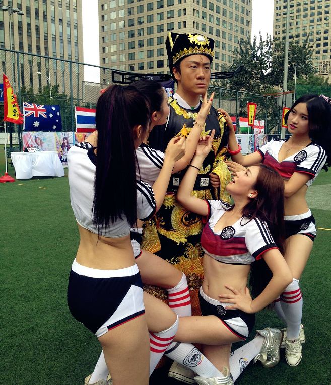 周星驰|出道19年演火了3部电影，拍戏都是一遍过，却只有周星驰找他拍戏