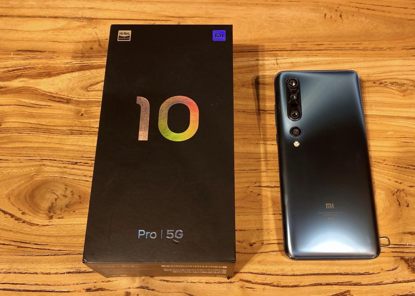 小米科技@小米10Pro为何会被称为是“智商检测机”?网友:对比产生伤害!