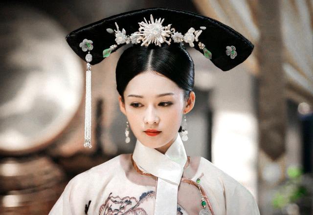 李沁|“鸡腿姑娘”李沁：国家秘密培养9年的人才，为何弃校投身娱乐圈