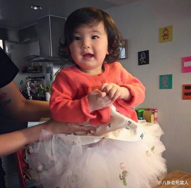 姐姐:《浪姐》姐姐们的娃:郑希怡女儿长相高级,万茜的孩子很神秘