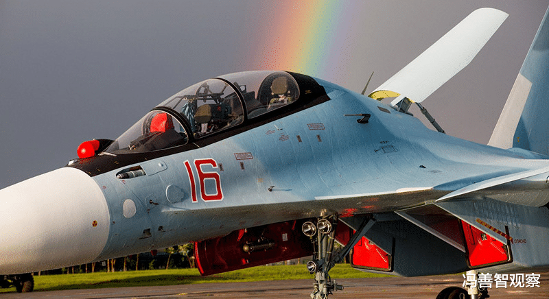 [苏-57战斗机]浅析俄罗斯战机矢量喷嘴技术，能和美国一较高下，外形上各有特色