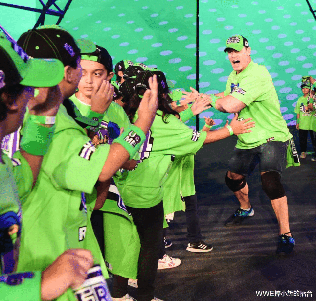 [约翰·塞纳]WWE摔小辉新闻: 后台恶霸? 塞纳不准选手模仿他的终结技，像也不行!