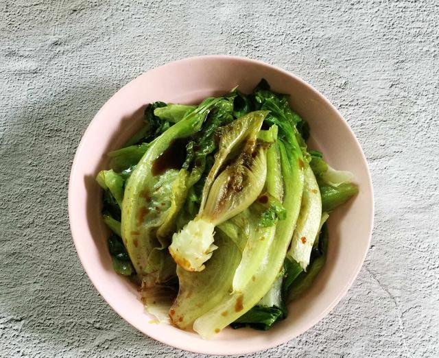 莲藕|回家吃饭，妈妈准备3菜1汤，不剩菜不浪费，朋友：有妈孩子是宝贝