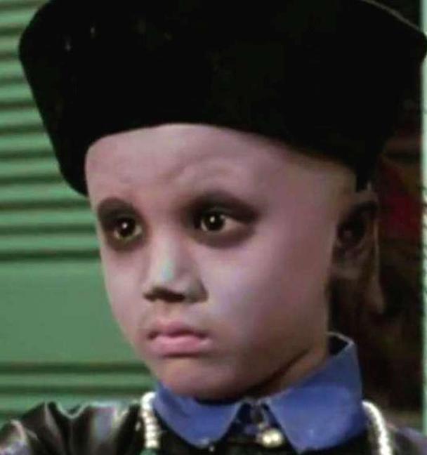 林正英|林正英捧红的“小僵尸”,因入戏太深选择隐退,如今竟然活成这样