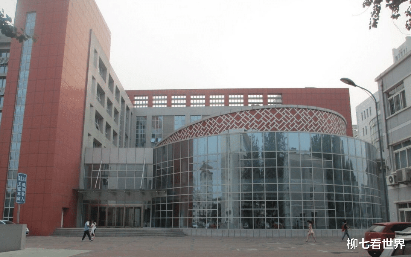 高校|我国“拼运气”的医科大学，实力并不突出，却被评为211高校