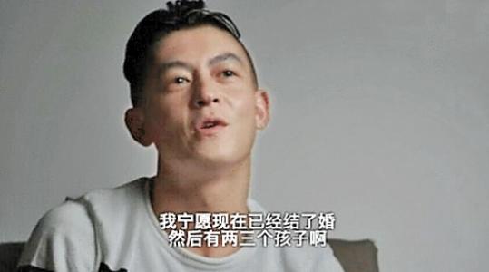 罗云熙|陈冠希恳求：十年了，我还可以唱歌拍电影吗？网友回复出奇一致