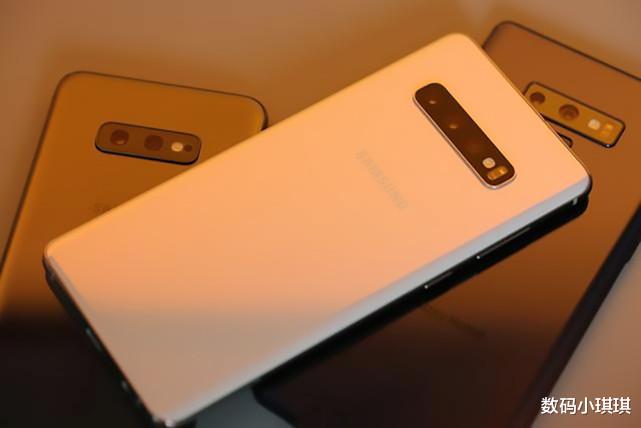 三星|三星终于“服软”了！旗舰从7999跌至5999，12GB+超声波指纹