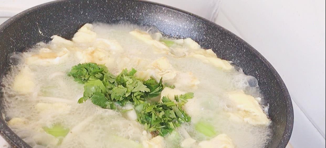 丝瓜|晚餐这样吃丝瓜，想不瘦都难，瘦24斤小姐姐分享食谱，赶紧试试
