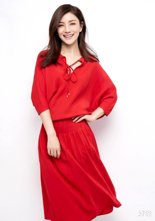 |45岁的胡可，出道就没胖过，体重93斤的秘密：以培养易瘦习惯为主