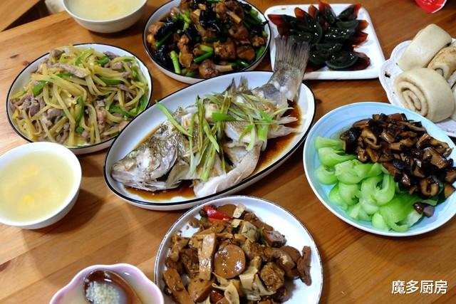 鲈鱼|一小时摆出六道菜,家里做饭好吃不油腻,简单营养还是家常饭菜香