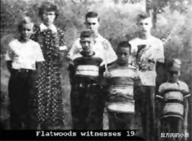 「」66年前“3米黑桃外星怪物”降临地球,散发恶臭,目击民众全麻痹呕吐