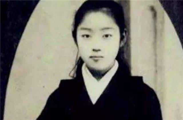 『李鸿章』“国父”孙中山58岁病逝时,留下4个子女,后来命运结局如何?