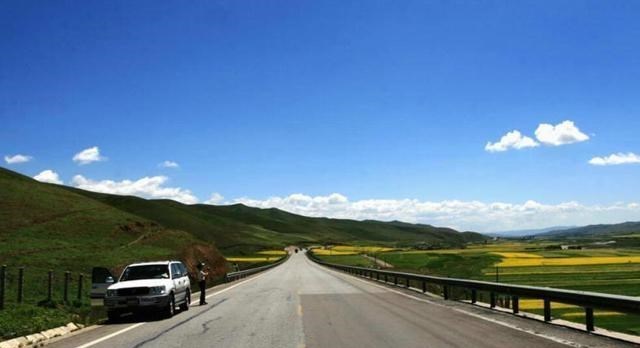 川藏公路|我国最长的公路，全长5000千米跨越8个省，自驾游风景不输川藏线