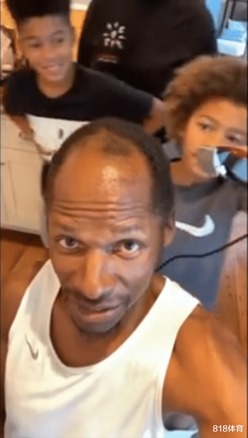 【雷·阿伦】44岁雷-阿伦5个孩子! 高中女友生大女儿27岁, 演员妻子生4子老幺8岁