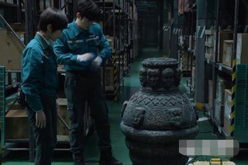 重启之极海听雷|《重启之极海听雷》小白是什么等级？吴邪破解魂瓶案！