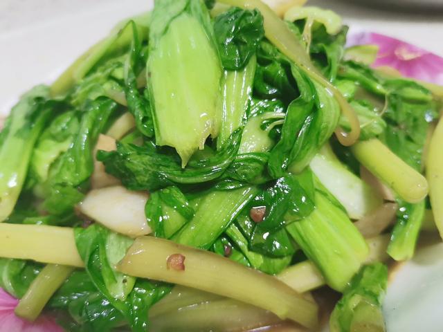青菜|暑假减肥就得吃这菜,闺蜜身高1米7,体重不过百,吃一个月瘦得快
