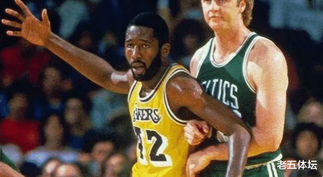 迈克尔·乔丹|乔丹:如果这4人是我队友,我们能打败全联盟,拿总冠军很简单