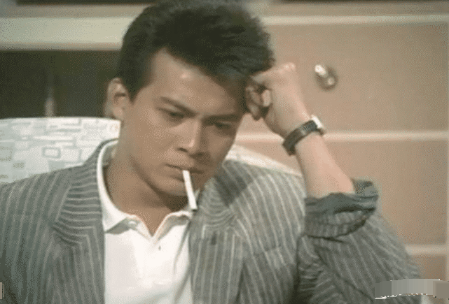 迪丽热巴|黄日华：一生一个乔峰便足矣，他却演了6个无法超越的角色