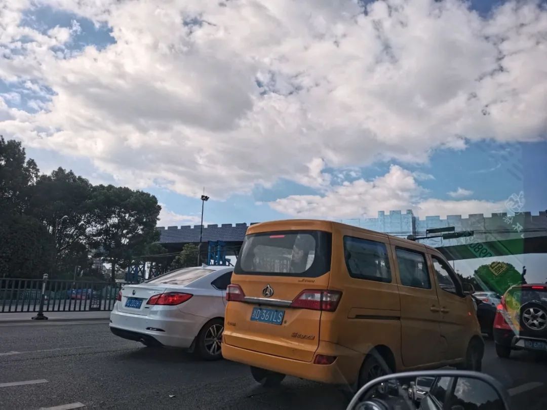 最爱大绍兴|绍兴这高架“新潮打扮”被网友狂喷！施工方回应来了...