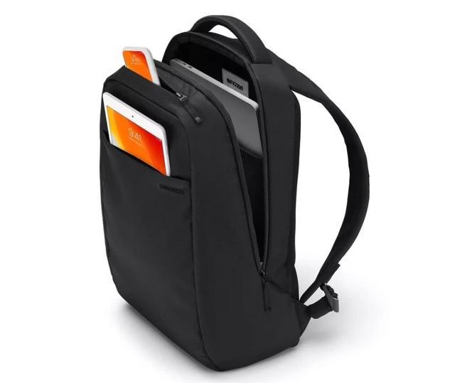 #美国#5G版iPhone 12报道！没想到无刘海却成iPhone发布的绊脚石