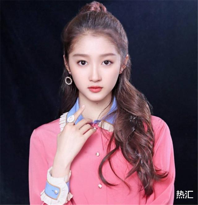 杨紫|目前“最火”女演员出炉：杨紫仅第5，鞠婧祎第3，榜首才是人气王
