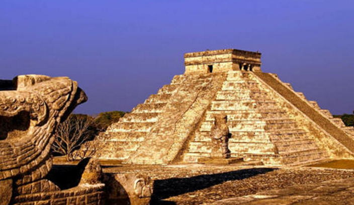 金字塔|玛雅金字塔下发现“死亡瓶”，瓶底残留食物，专家化验后陷入困惑