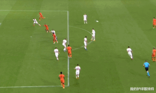 巴塞罗那|1-0！荷兰开门红：巴萨7000万巨星打门柱 穆帅爱将一剑封喉