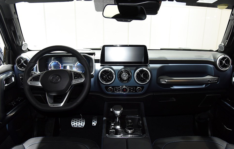 『Jeep牧马人』新一代北京BJ40亮相，价格仅售19万元，实力可叫板Jeep牧马人