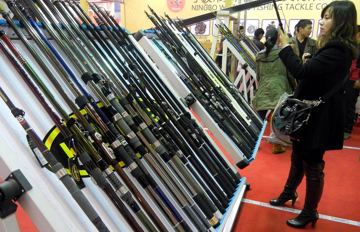 |台钓：新手如何选择鱼竿？听听老钓友意见，不吃亏！
