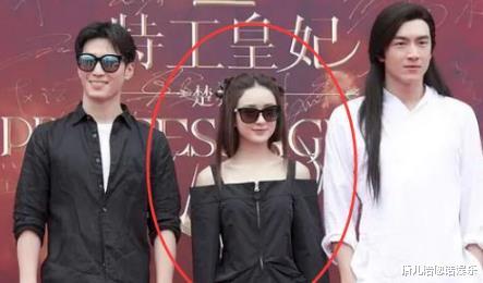 「楚乔传」4年前《楚乔传》开机，赵丽颖发型抢镜，谁注意半跪的苗苗了？
