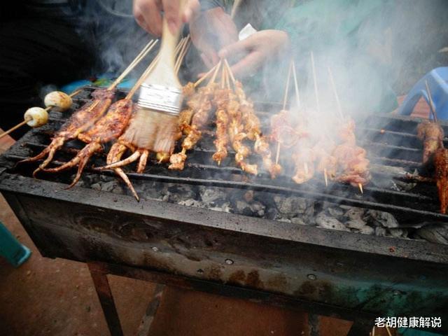 「心脑血管疾病」抽烟饮酒的人一定“短命”？这几件事比烟酒更伤身，别蒙在鼓里了