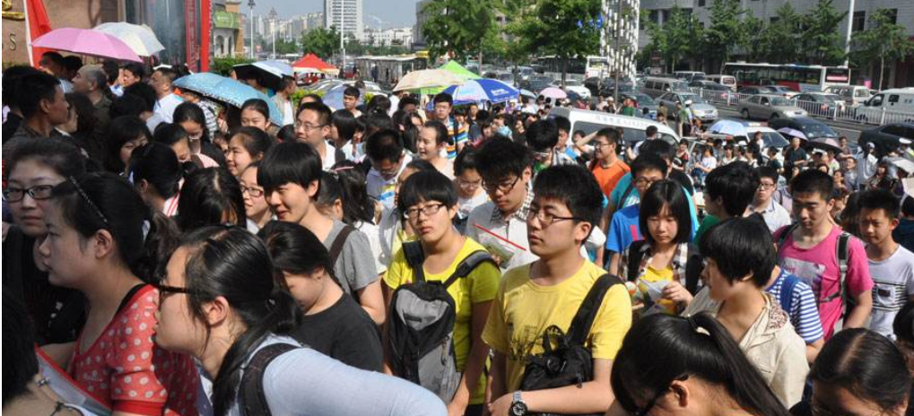 「高考」衡水中学学渣自述:我是如何从年级500名到全校第一逆袭考北大的