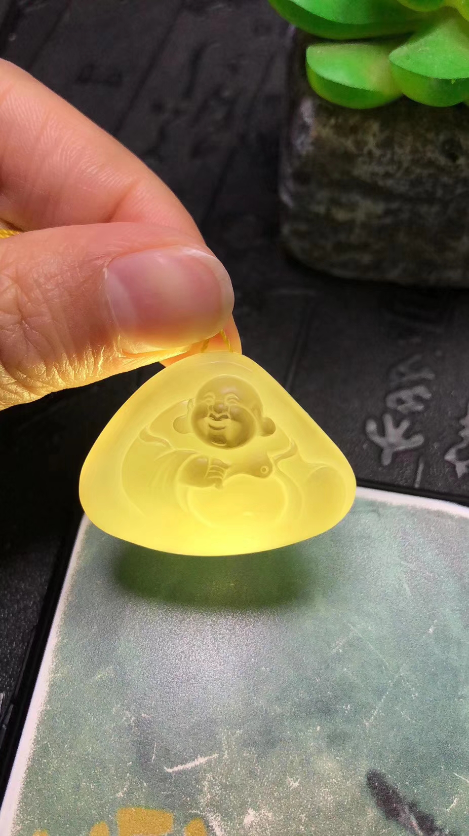 和田玉籽料|戴玉佛的7大寓意，知道一下准没错！