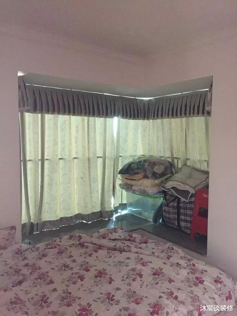 ##她将客厅去掉，54㎡变四室，完工后，蜗居变豪宅，惊艳了整个小区