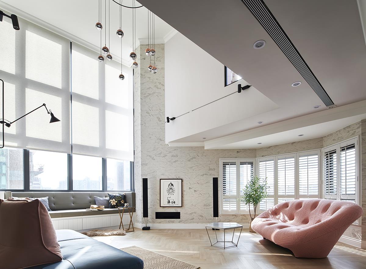 |她家165平复式大宅，随手一拍都是高级场面，全屋温馨典雅，晒晒