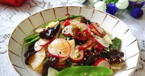 土豆■素菜四道推荐给你，很家常很美味，收了