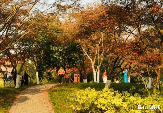 九寨沟|入秋之后，不去这些城市，真是亏死啦