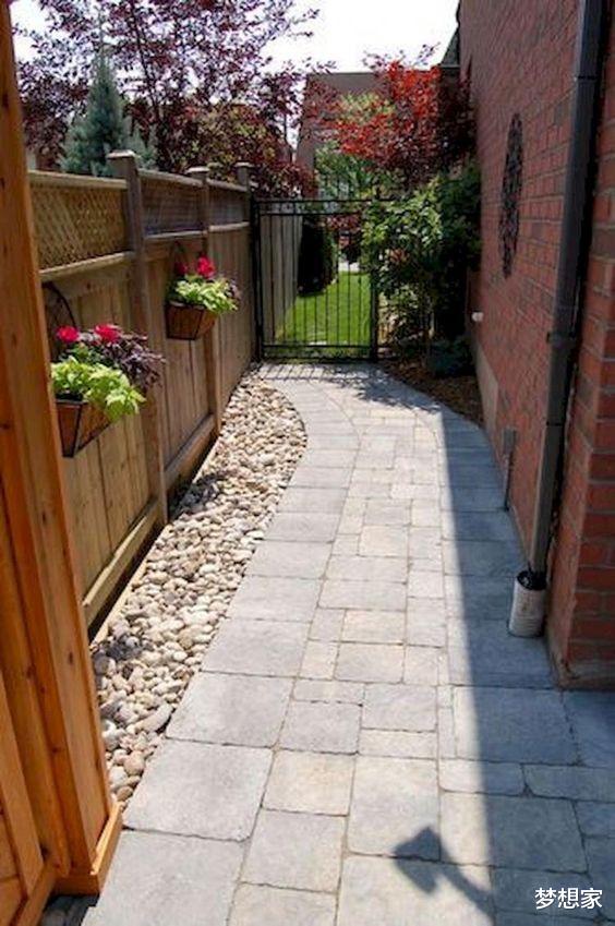 |谁说院子小就不能精致？即便是一处走廊式庭院，也能美的让人惊艳