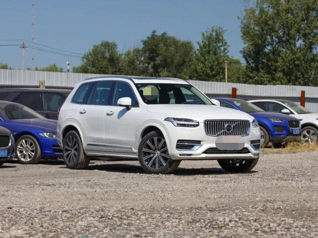 豪车@最被低估的豪车，降14万都没人买，买奥迪A6不如选它