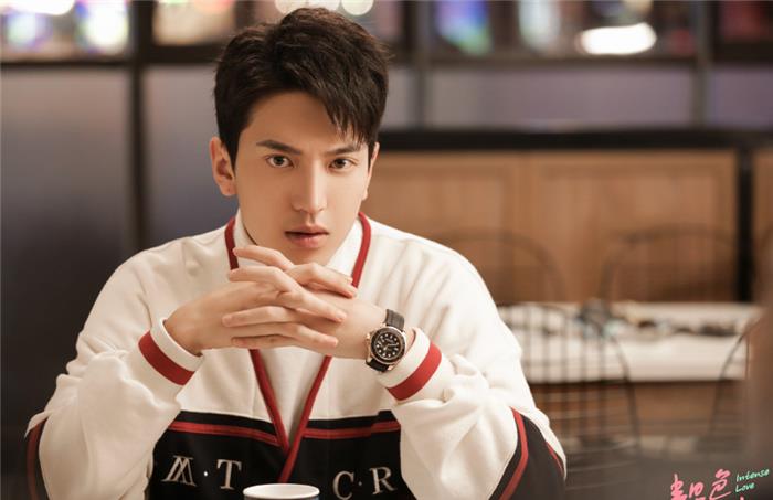 『芒果台』芒果台又一甜宠剧成黑马,仅4天播放量已破2亿,熬夜10集不够看