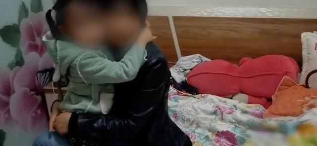 刺揪 无法上户的代孕女童应该归谁？