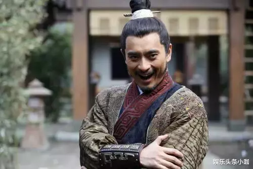 宋佳|绝了！插足已婚导演，还死不承认？