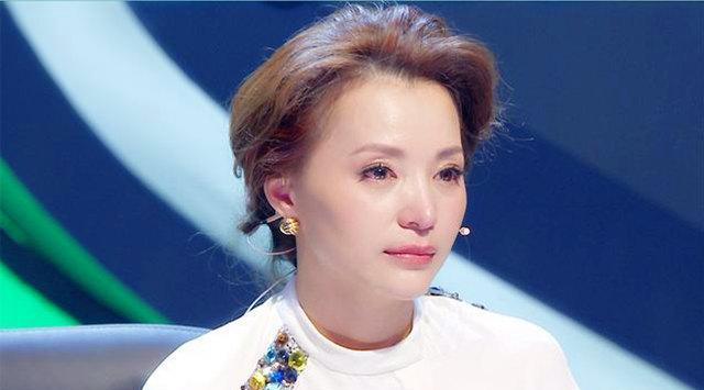 春晚|不好好主持，非得凑热闹演小品，导致春晚“黑色三分钟”懊悔一生