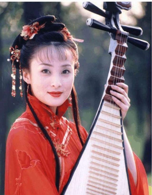 琼瑶|她两次拒绝了琼瑶的同一部戏，成就了两个人，如今拍新剧未播先火