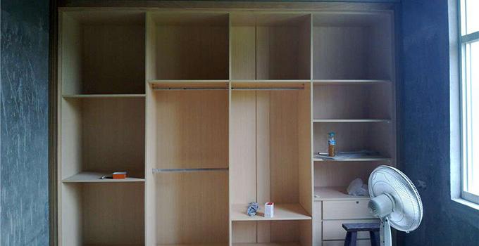 |做衣柜万万不要选免漆板了，懊悔当初不懂行，用过才知这么的坑