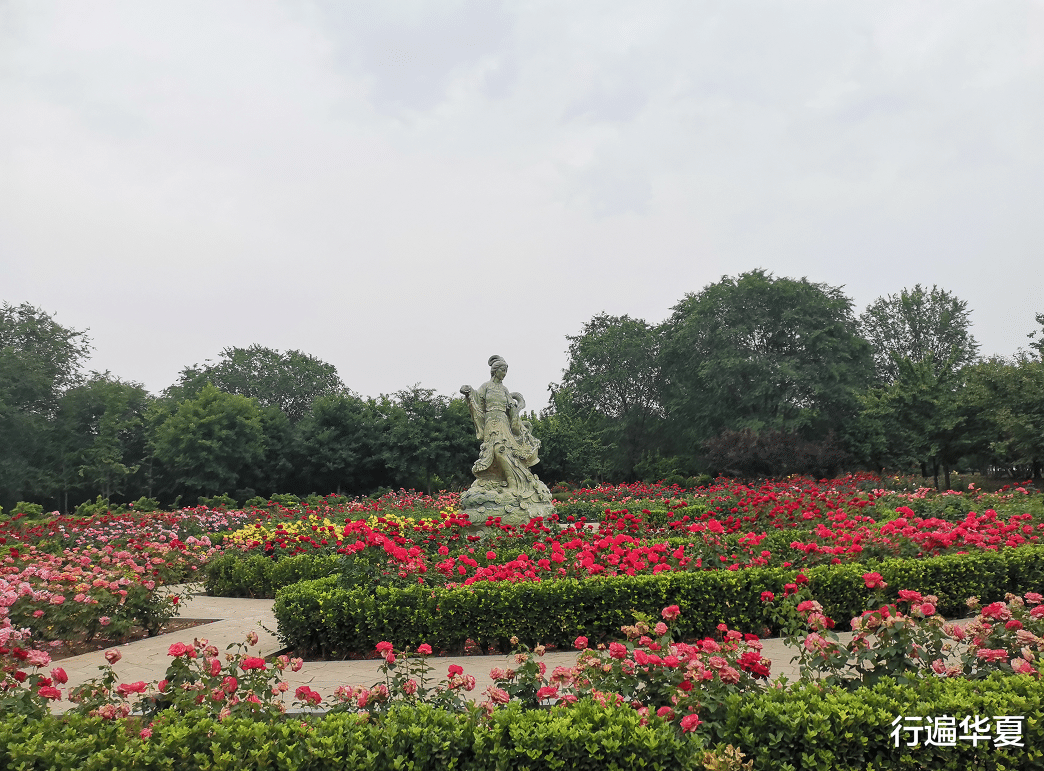 廊坊■被两大直辖市拦腰截断的地级市，面积最小，但人均GDP省内第二