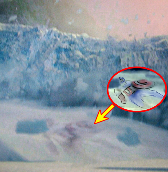 浩克|漫威电影隐藏细节，浩克砸碎冰川时，震出了一个熟悉的身影！