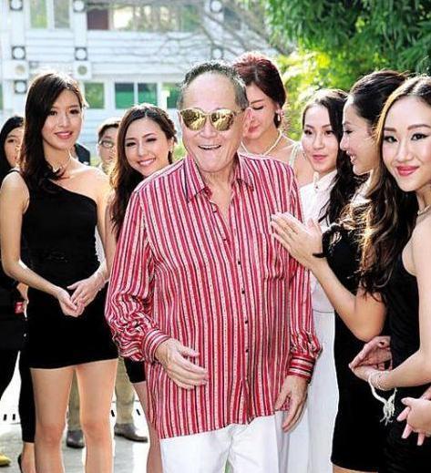 林志玲|“铁肾”赵世曾，一年换170多个女友，花百万与林志玲“亲密接触”